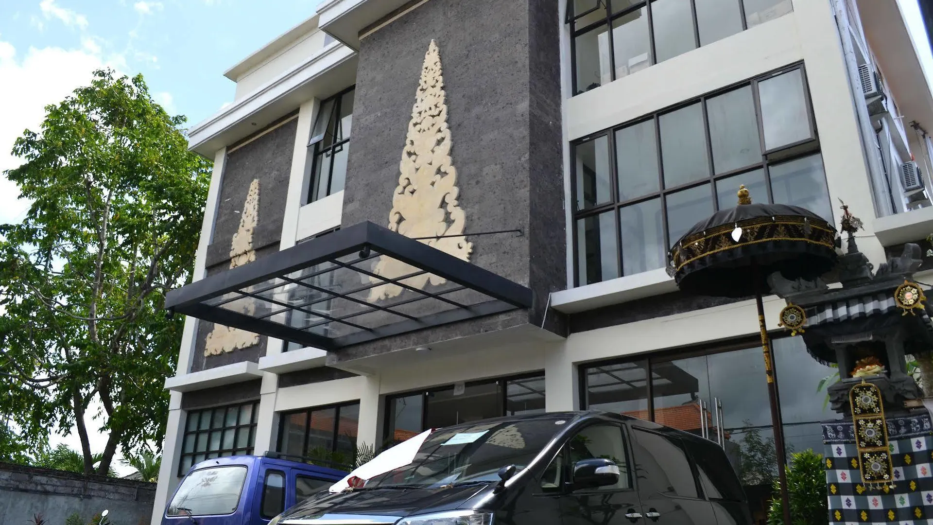 Ivanka Airport Inn Kuta