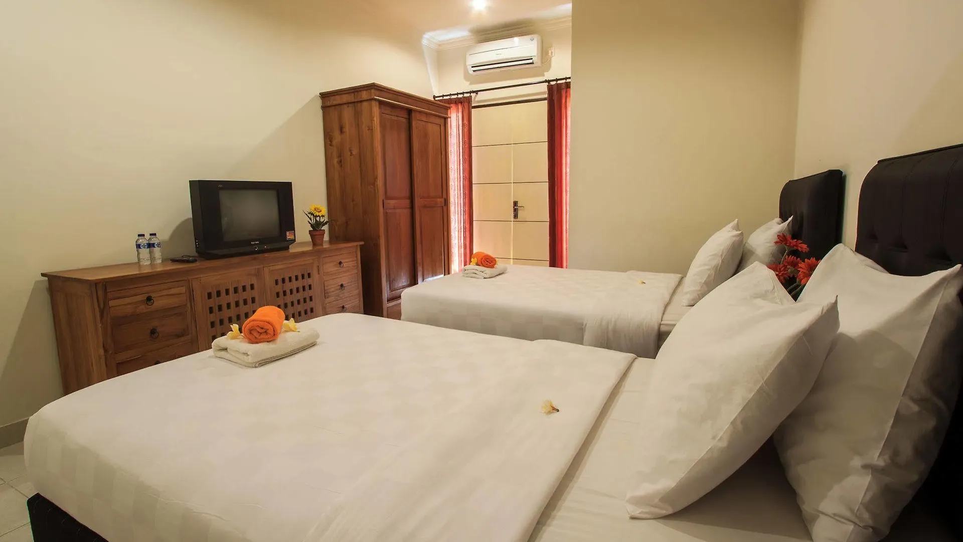Guest house Ivanka Airport Inn Kuta