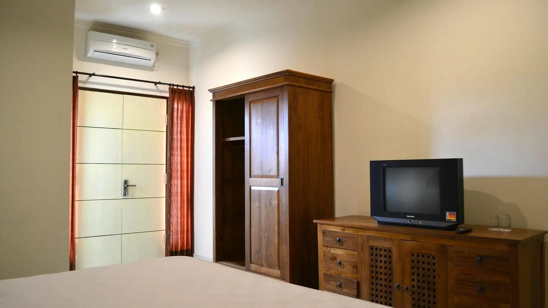 Ivanka Airport Inn Kuta  Kuta (Bali)