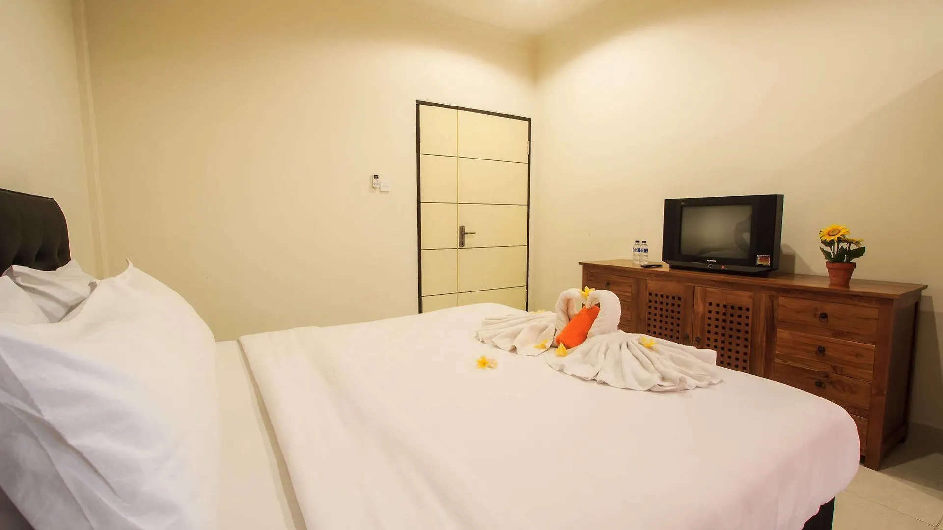 Ivanka Airport Inn Kuta  0*, Kuta (Bali)