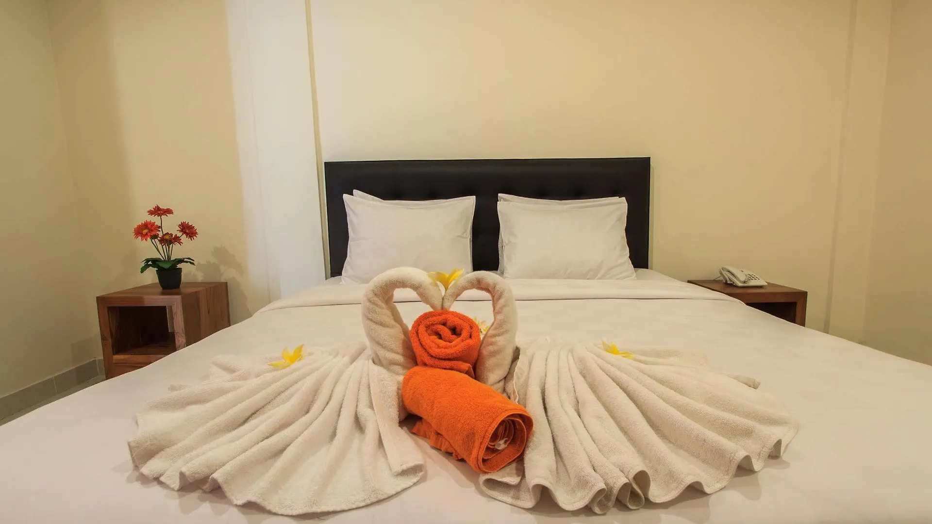 Ivanka Airport Inn Kuta Lombok Gasthuis